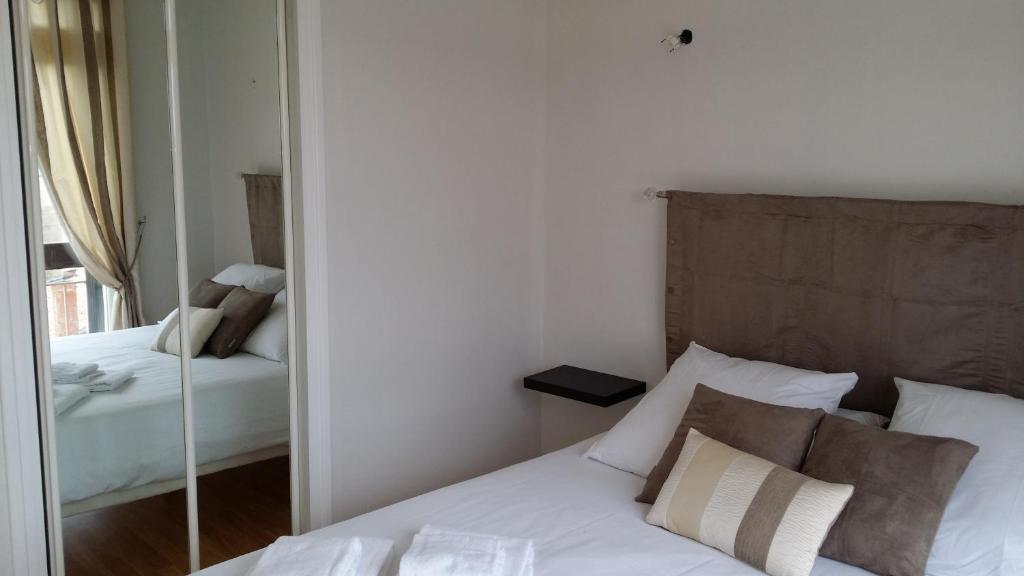 Appartement Le Saint Michel - Les Balcons De La Cite Carcassonne Luaran gambar